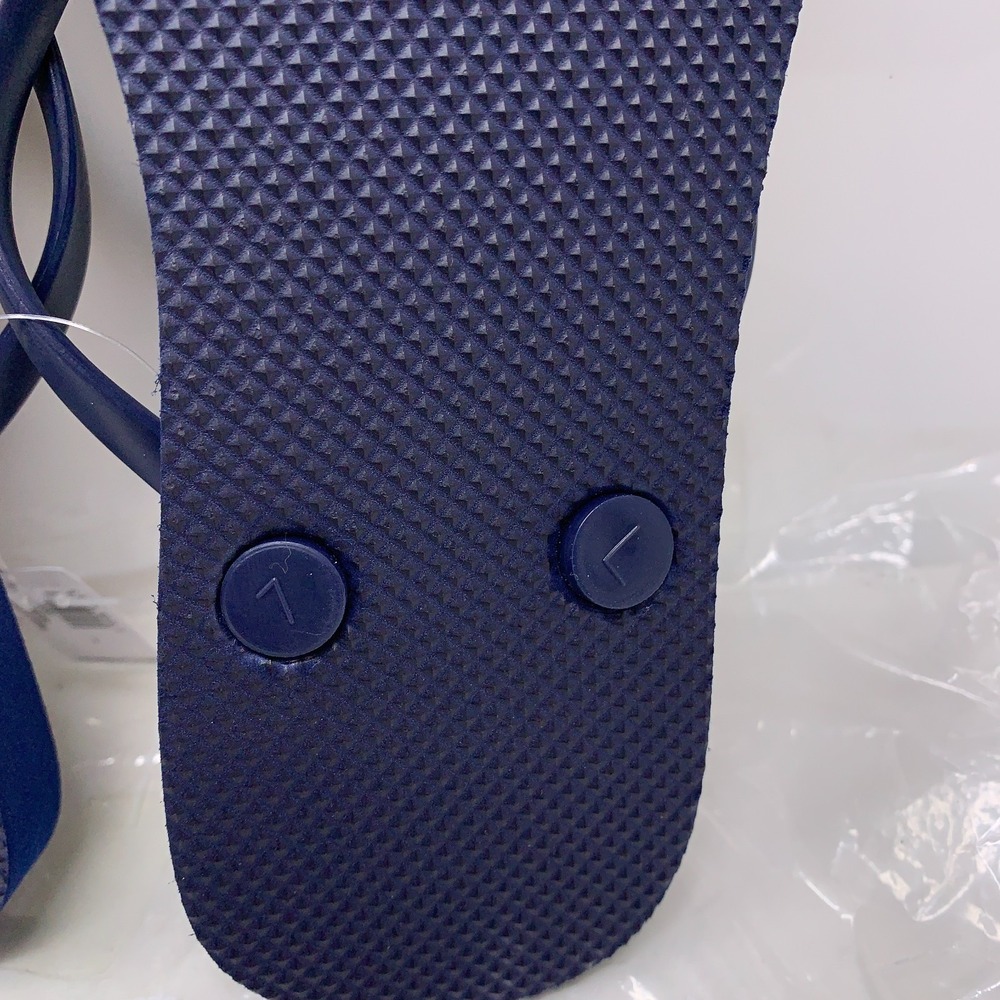 Lot of 2 Old Navy Womens Shoe Size 7 Multicolor Classic Flip Flop Sandals NWT - Picture 8 of 11